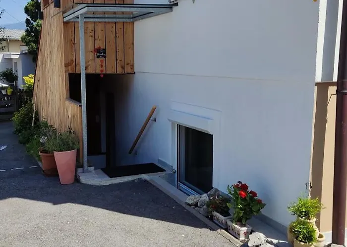 Elisa * Ίνσμπρουκ